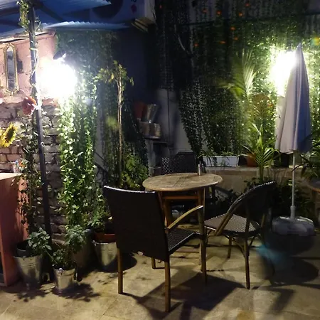 Old Esma اسطنبول